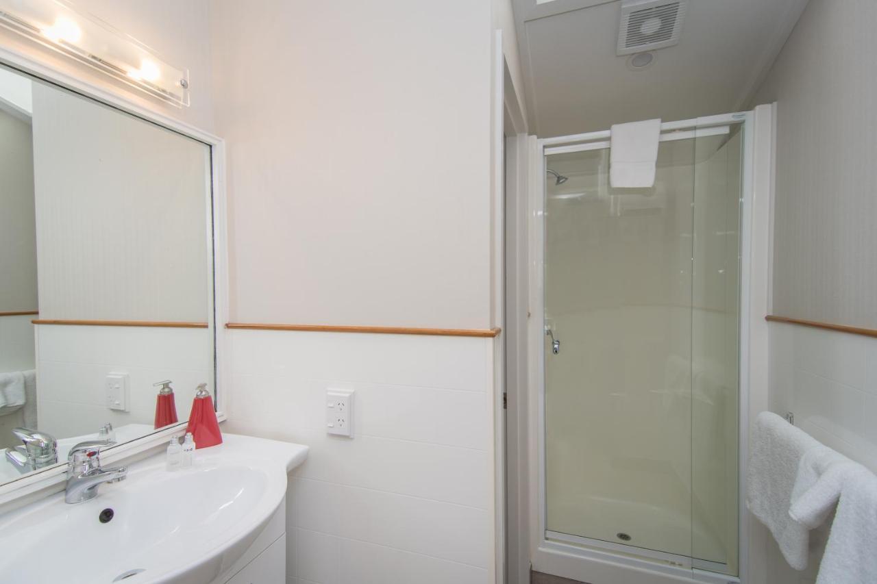 Cedar Lodge Motel Тимару Екстериор снимка